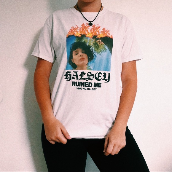Hot Topic | Tops | Halsey Tshirt | Poshmark